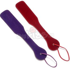 Cây phết đít da lộn đỏ cán dài đồ chơi bạo dâm kích thích Cây phết đít da lộn đỏ cán dài đồ chơi bạo dâm kích thích